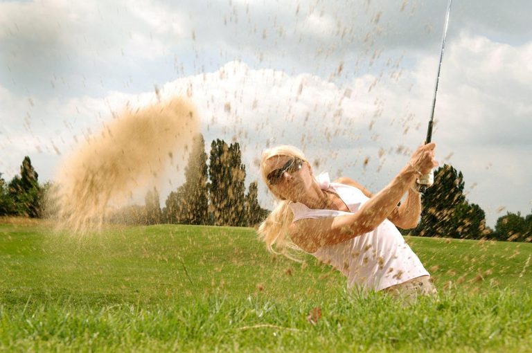 Entraînement au practice de golf