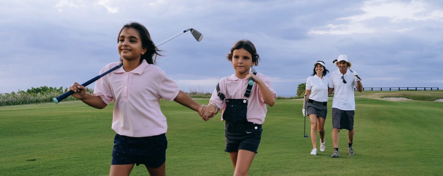 Stage de golf pour enfant durant les vacances a Annecy au Golf du Belvédère