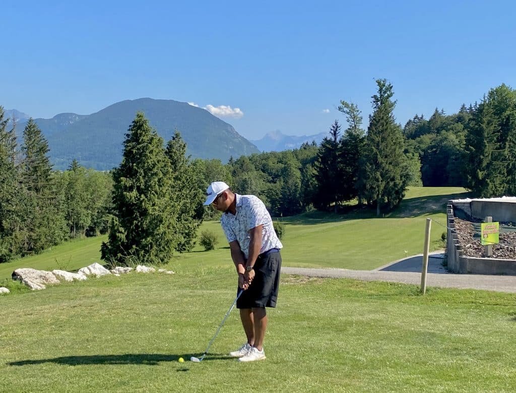 Julien Francou, professeur de golf au golf du Belvedere Annecy